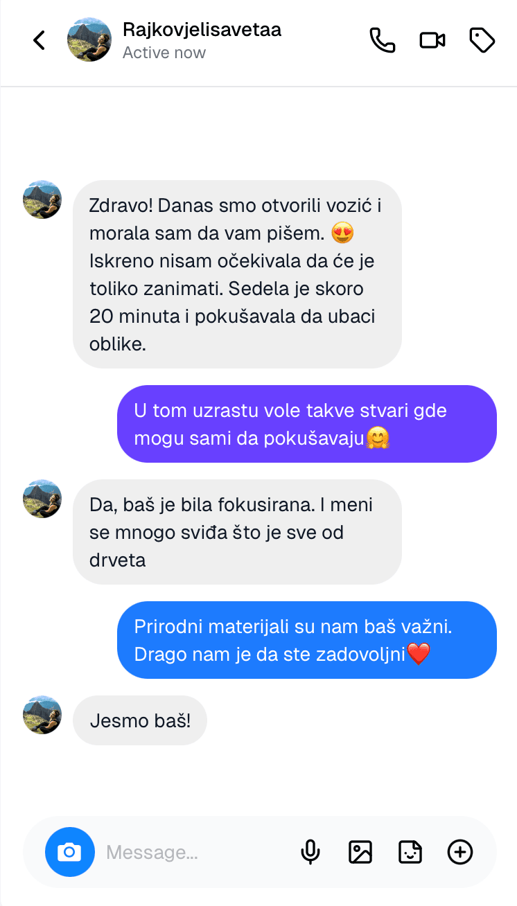 Anonimizovana poruka roditelja o kupovini poklona